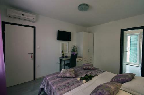 Kuzma Rooms And Apartments