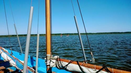 Sea & Lake