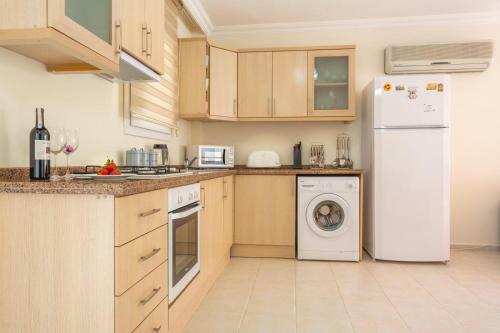 Number 8 Olivia Apartments