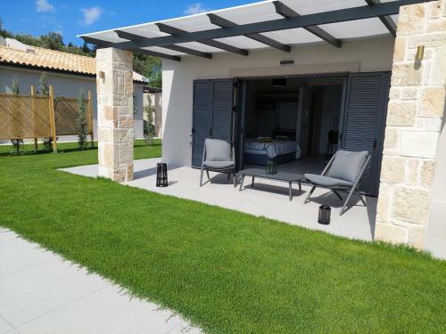 Alekos Beach Houses-elia Villas