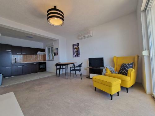 Luxury Panorama Villa, For 21 Person In Omis
