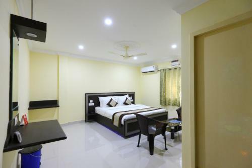 Hotel Saibala Deluxe - Near Airport