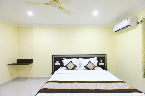Hotel Saibala Deluxe - Near Airport