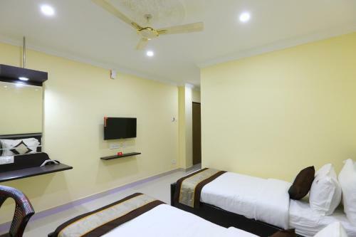 Hotel Saibala Deluxe - Near Airport