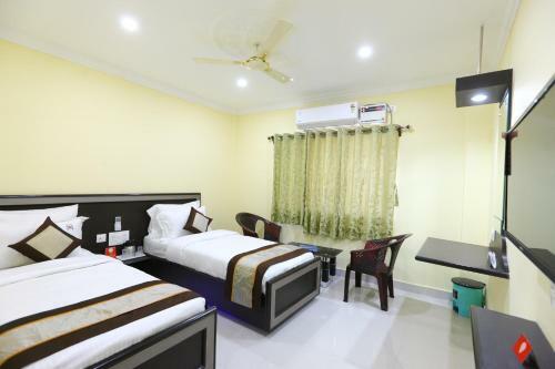 Hotel Saibala Deluxe - Near Airport