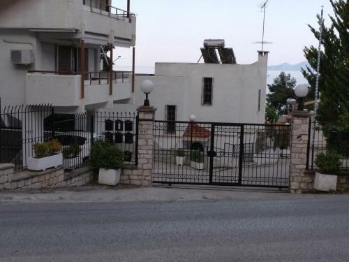 Evaliana Seaside Apartment