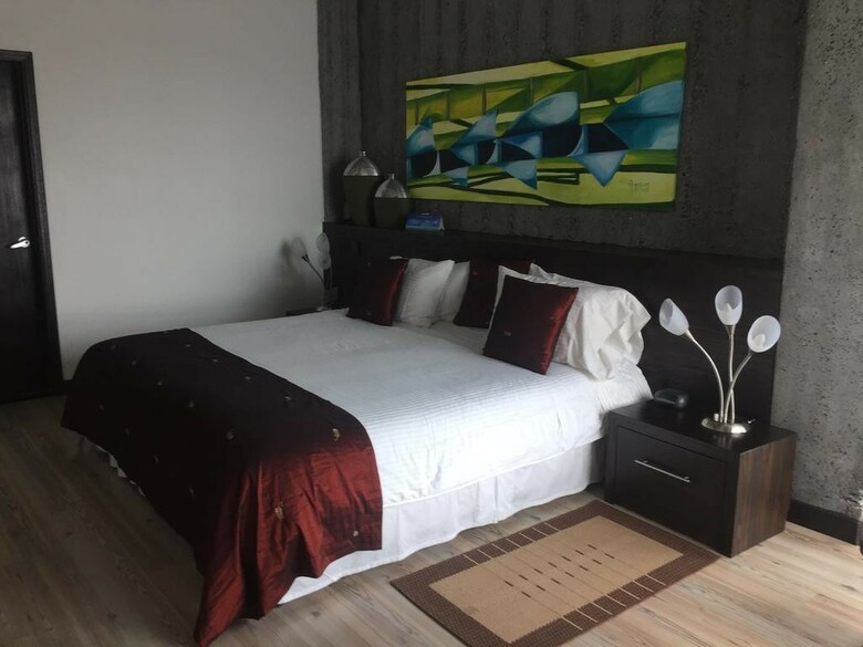 Habitat Hotel