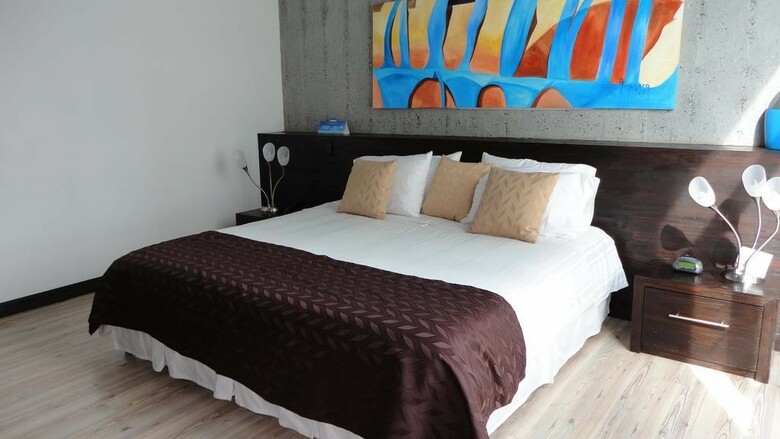 Habitat Hotel