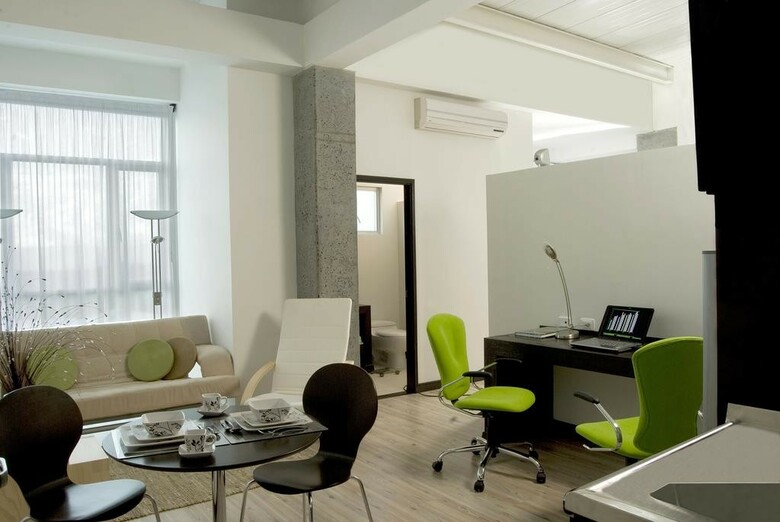 Habitat Hotel