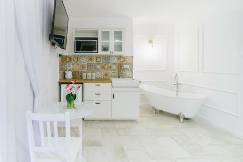 Hostal Olala Dead Sea Suites