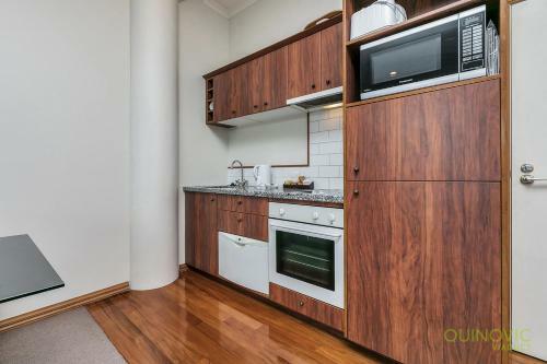 Apartamento Qv Lovely Princes Wharf Studio With A Balcony -974