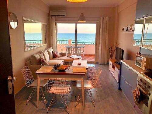 Summertime Luxury Apartment With Amazing Sea View