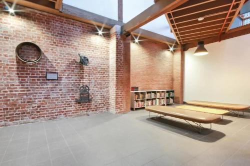 Stylish 1 Bedroom Apartment In Teneriffe