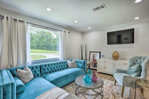 Modern, Colorful Home About 2 Mi To Tuskegee Uni