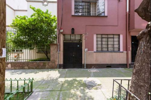 Rustic Chic House, Steps Away From Reforma