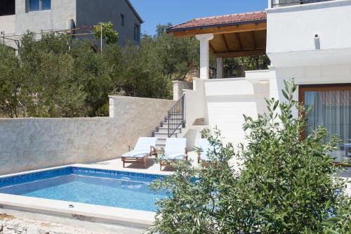 Villa Maestral