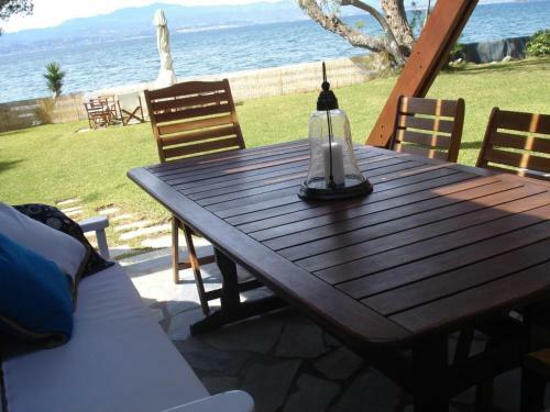 Seafront Villa Aggeliki