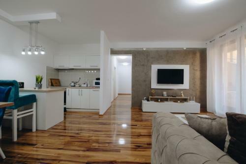Mb Hedonic Apartman