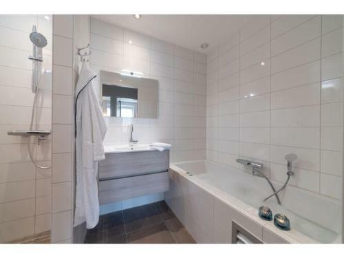 Premium Apartment With Private Wellness In Zeeland