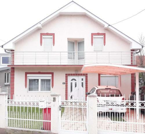 Hostal Pansion Eden