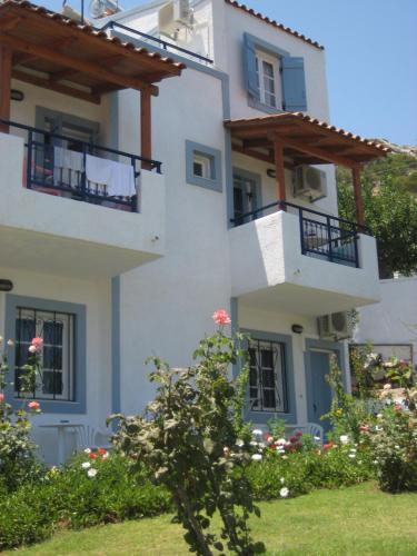 Castello Apartments
