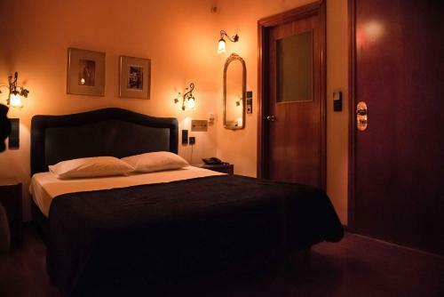 Hostal Alfa Hotel