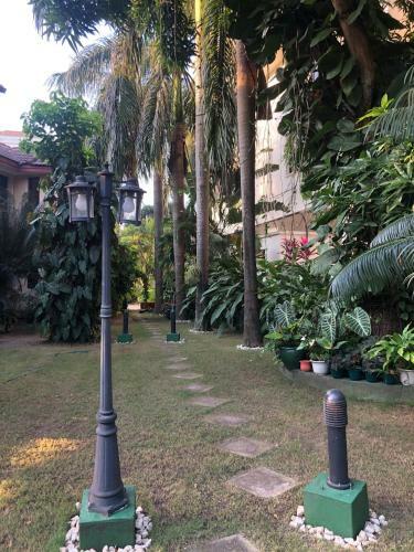 Peninsula Residence