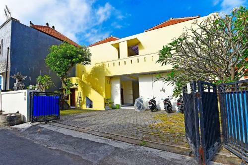 Hotel Oyo 91445 Sandat Guest House