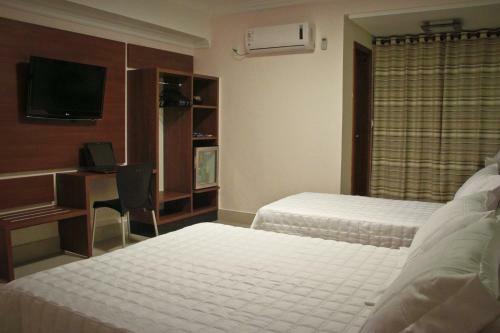 Hotel Saron