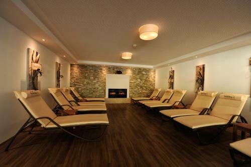 Hotel Holiday