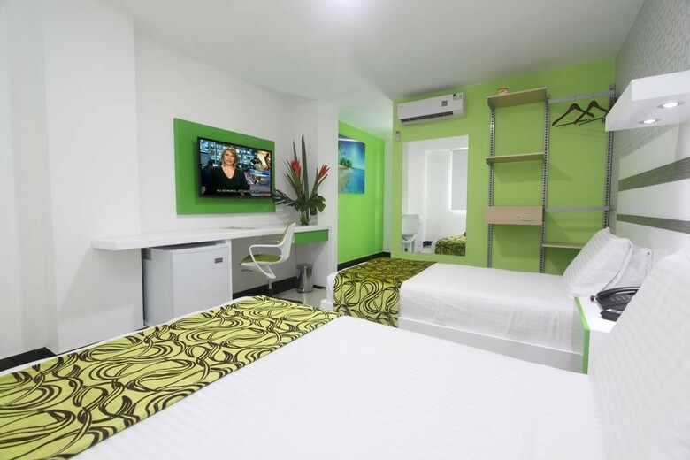 Hotel Genova Prado