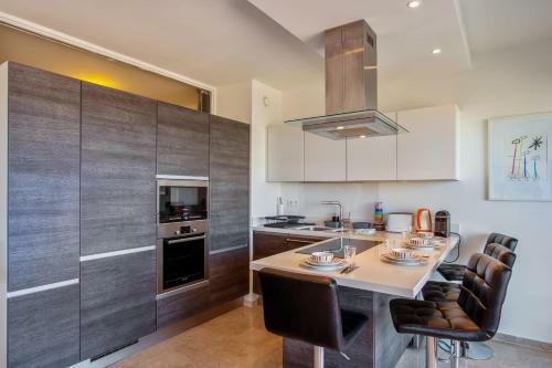 Apartamento Superb Flat With Pool And Balcony With Exceptional View - Antibes - Welkeys