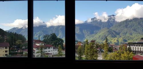 Fansipan Mountain View Sapa Hotel