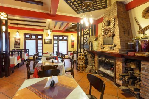 Fansipan Mountain View Sapa Hotel