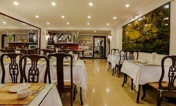 Ha Long Hotel