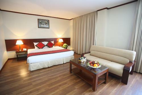 Sunny 3 Hotel