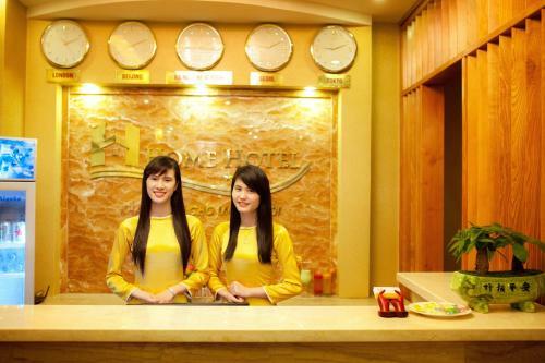 Home Hotel