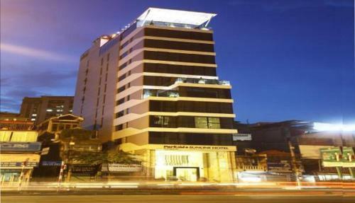 Park Side Sunline Hotel