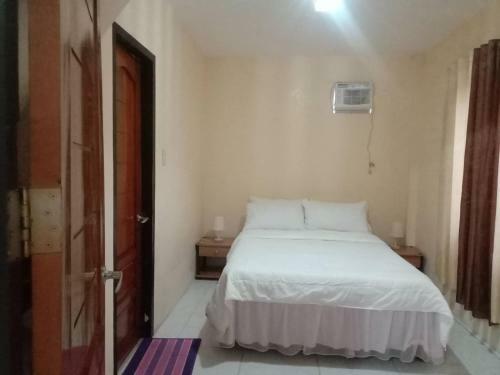 Charming And Relaxing 7-bed House In Mati City
