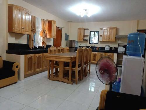 Charming And Relaxing 7-bed House In Mati City