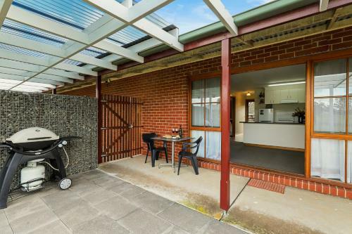 Bed & Breakfast Summerfield Winery And Accommodation