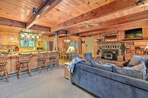 Comfortable Mi-wuk Village Cabin Hike And Ski!