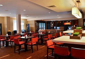 Hotel Courtyard By Marriott