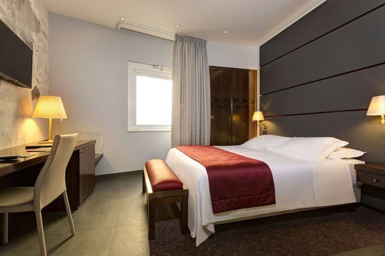 Nazionale Roma Hotel & Conference Center