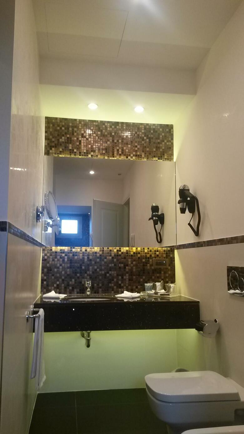 Nazionale Roma Hotel & Conference Center