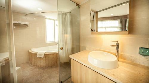 Candle Hotel Hanoi