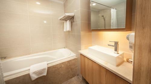 Candle Hotel Hanoi