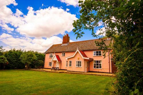 Pretty Pink Houses