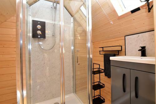 Seal Point Cabin - Luxury Glamping