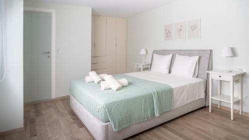 Apartamento A Brand New, Beautifully Decorated Maisonette.